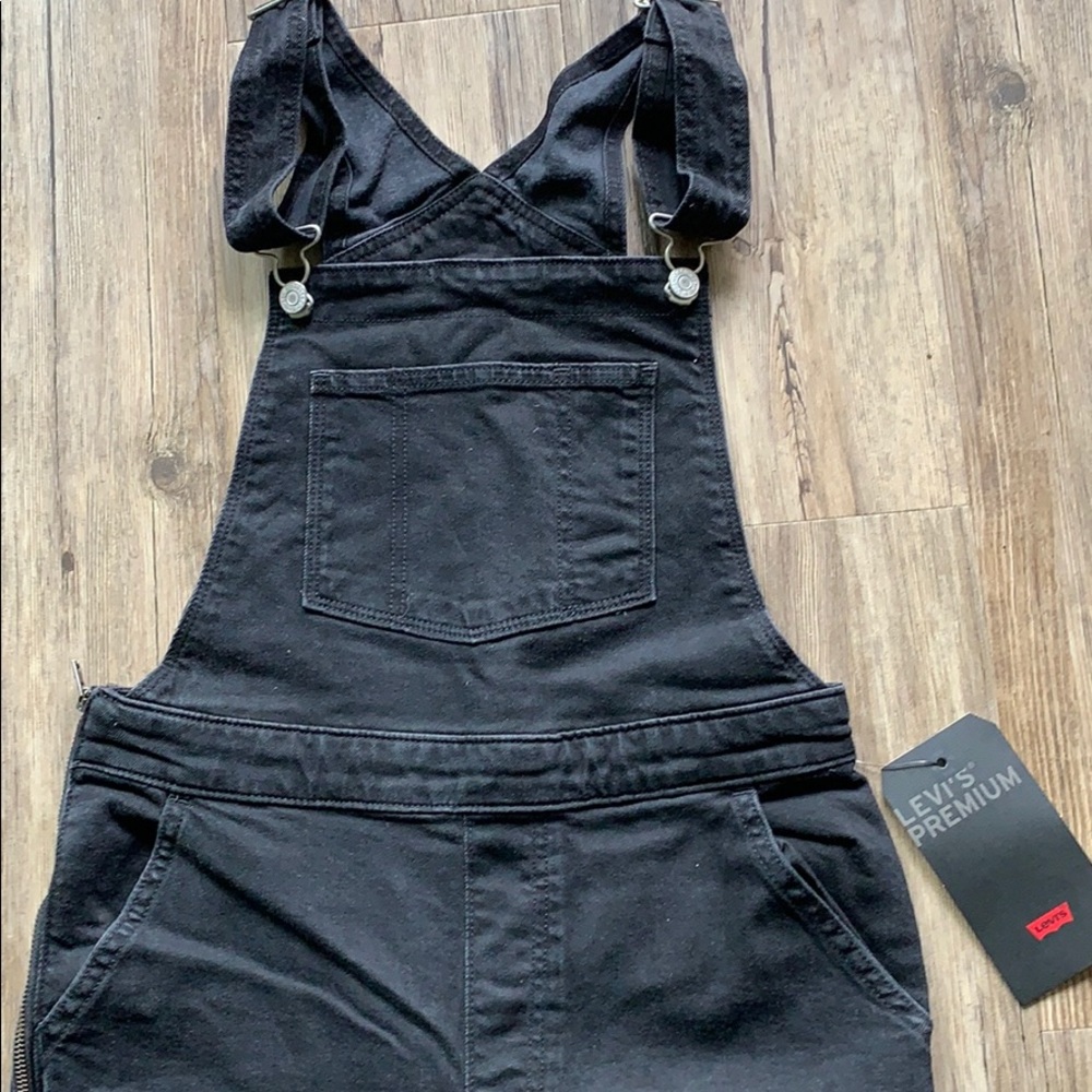 Levi’s overalls black wide leg